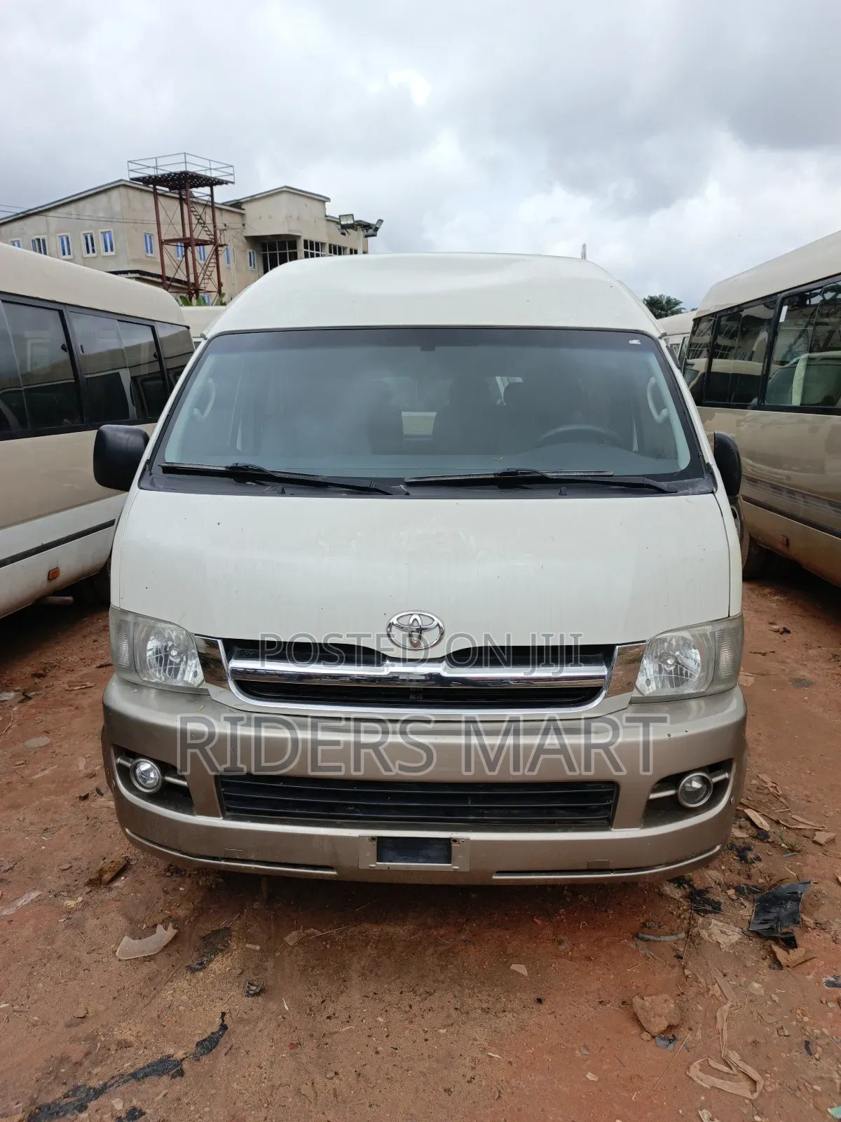 Toyota HiAce 2020 White