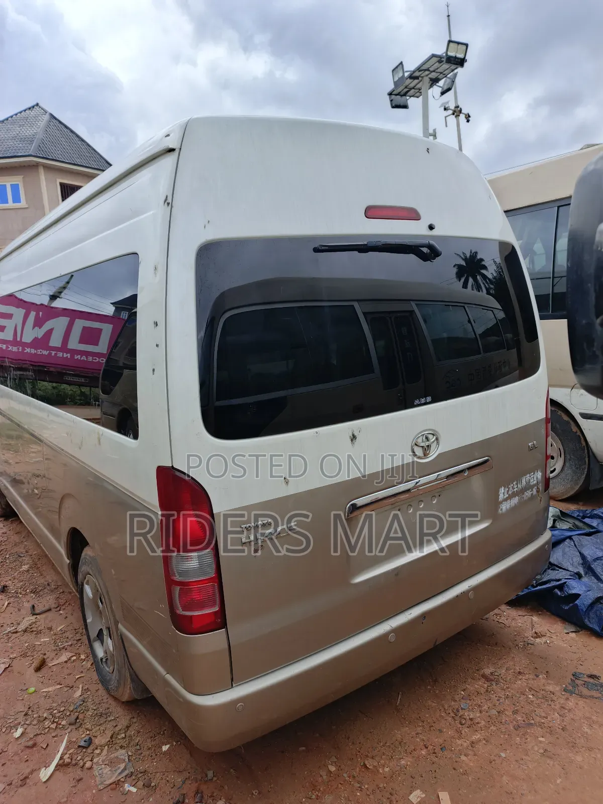 Toyota HiAce 2020 White