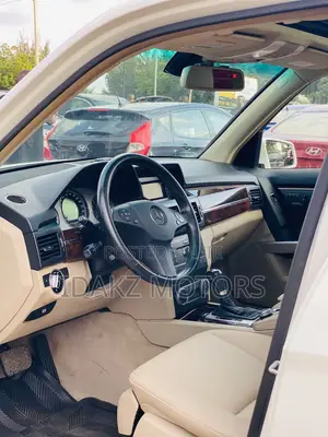 Mercedes-Benz GLK-Class 350 4MATIC 2012 White
