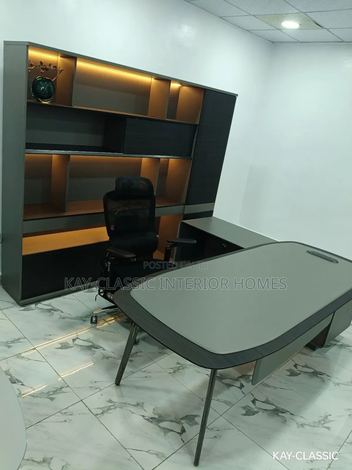 Office Director Table And Bookshelf