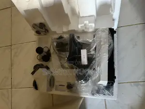 Microscope