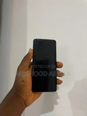 Photo - Samsung Galaxy S9 64 GB Black