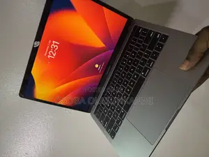 Photo - Laptop Apple MacBook Pro 2019 8GB Intel Core I5 HDD 256GB