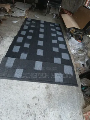 Photo - Attractive Black And White Shingle Stone Coated Roofing