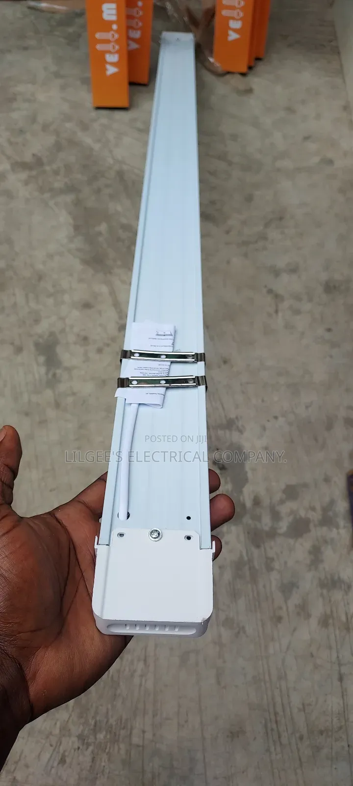 Vellmax 4ft Led Lighting Fixture.