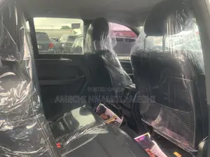 Mercedes-Benz M Class ML400 4MATIC 4dr SUV AWD (3.0L 6cyl Turbo 7A)