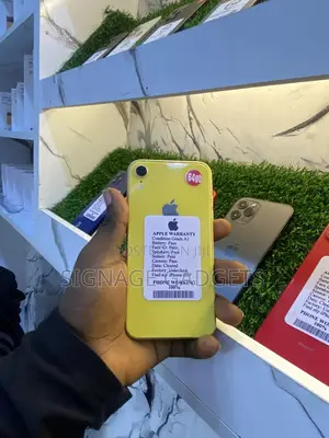 Photo - Apple iPhone XR 64 GB Yellow