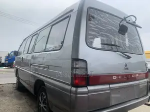Mitsubishi Delica 2007 Grey