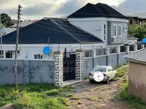 3bdrm Block of Flats in Idishi, Akala Express for sale