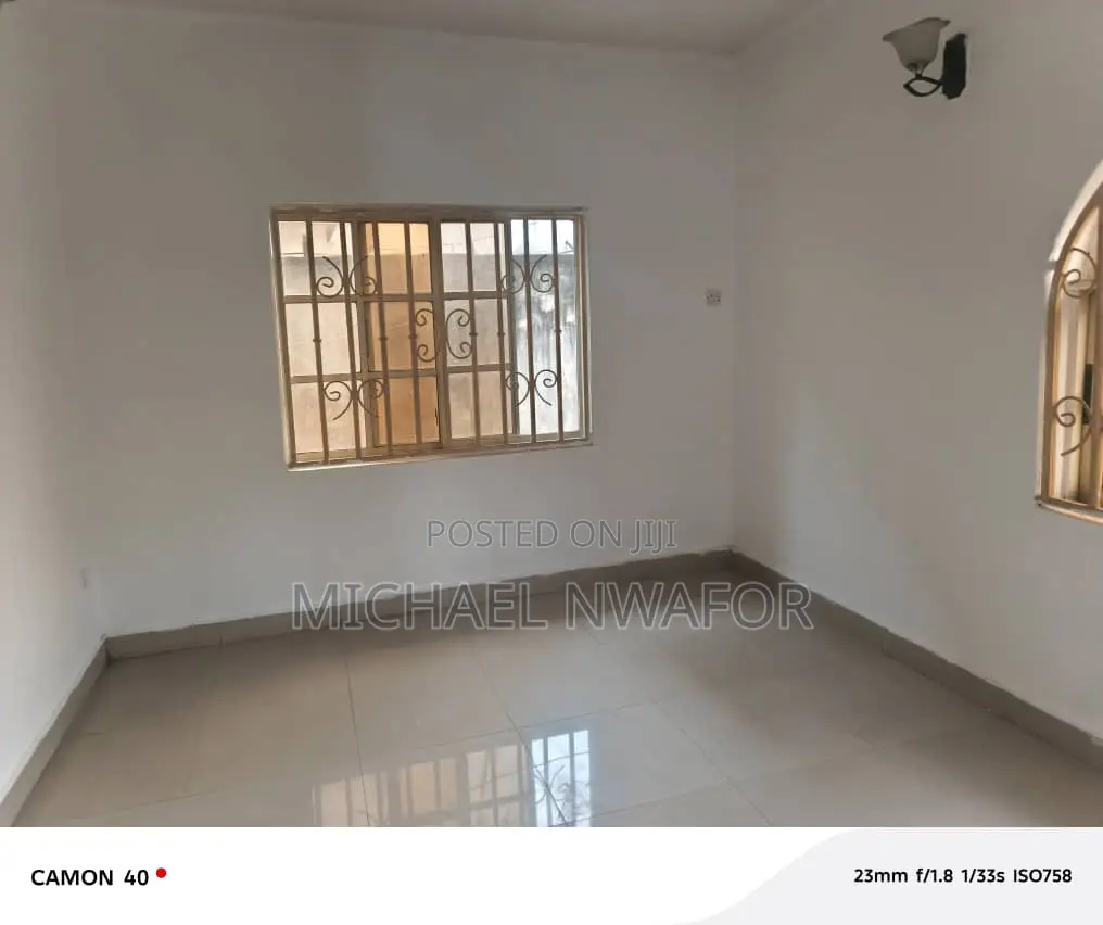 Warehouse With Cold Room