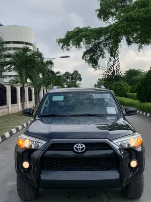 Toyota 4-Runner SR5 4dr SUV (4.0L 6cyl 5A) 2015 Black