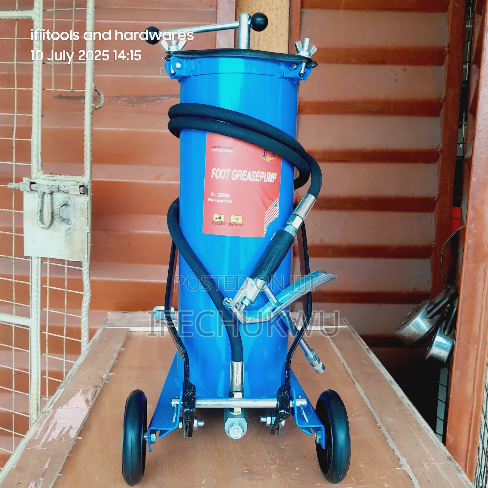 Foot Pedal Grease Bucket