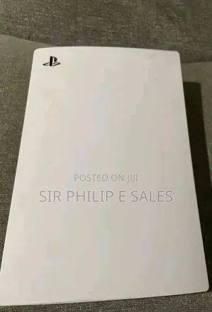 Clean Playstation 5
