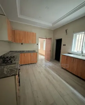3bdrm Penthouse in Ikoyi for rent