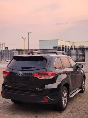 Toyota Highlander 2015 Black
