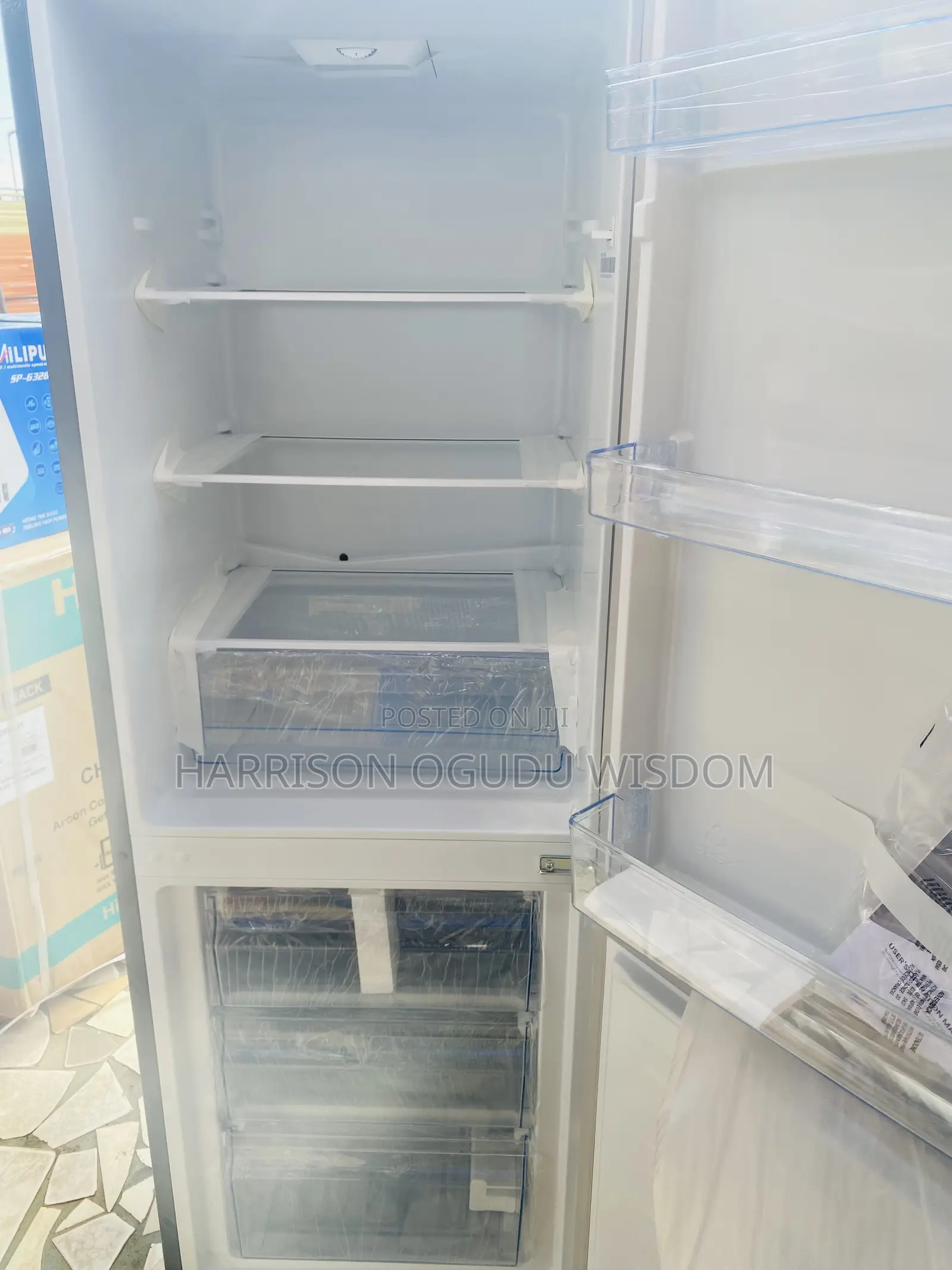 Original Hisense Refrigerator 225l