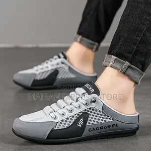 Photo - Mainalun Men's Stylish Slip-on Casual Sneakers