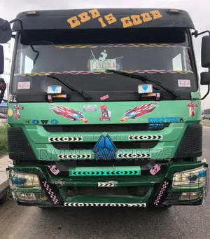 Photo - Chinese Howo Truck