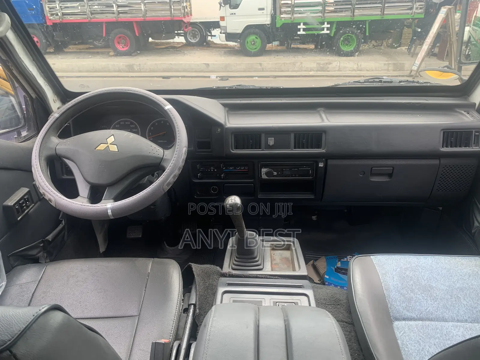 Mitsubishi Delica 2007 Yellow