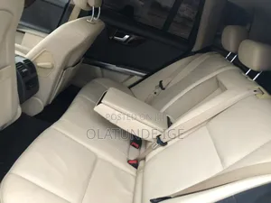 Mercedes-Benz GLK-Class 350 SUV 2013 Gray