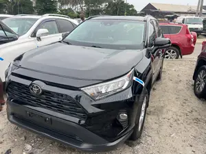Toyota RAV4 Limited AWD 2020 Black