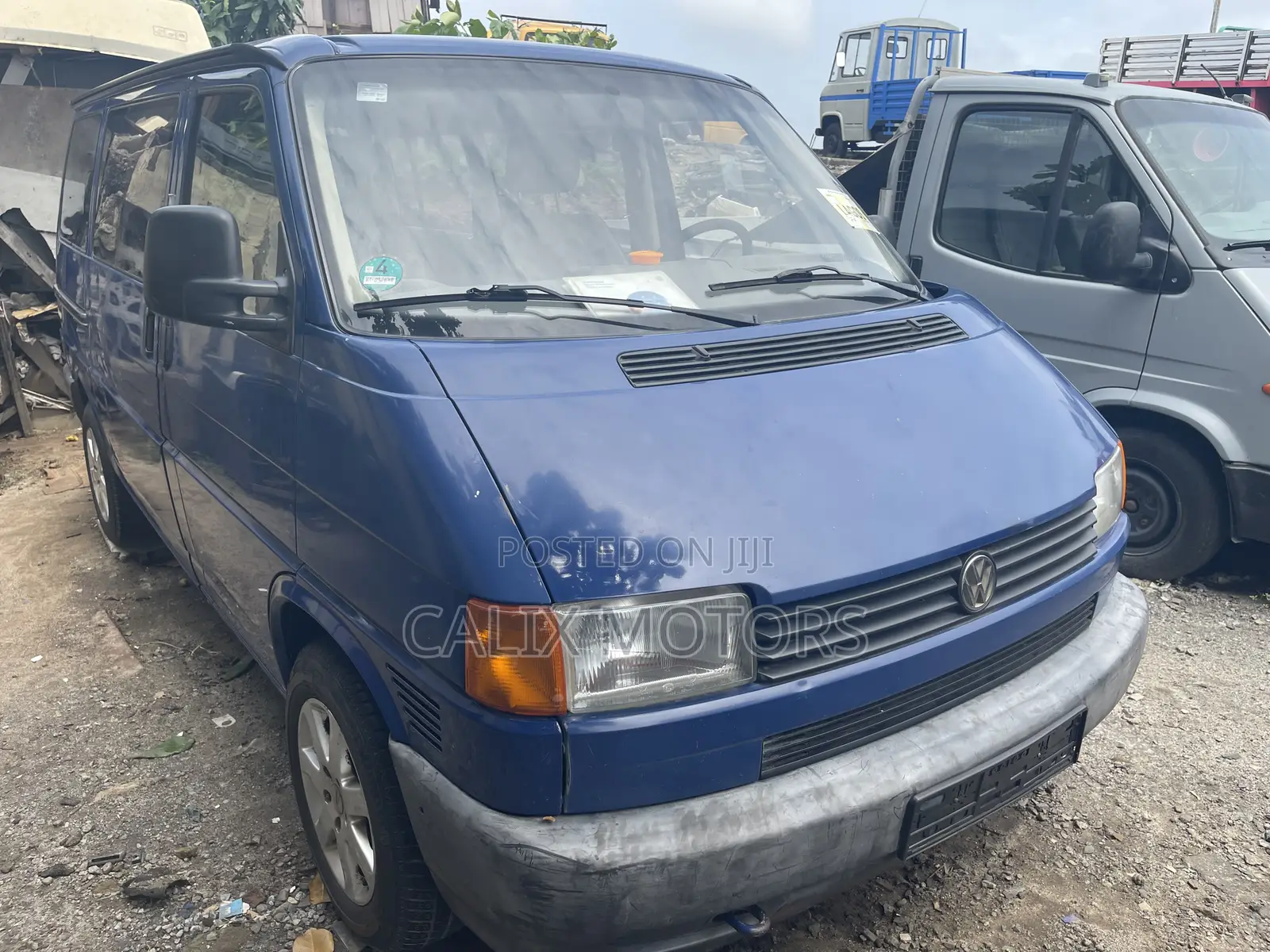 Volkswagen Transporter 2005 Blue