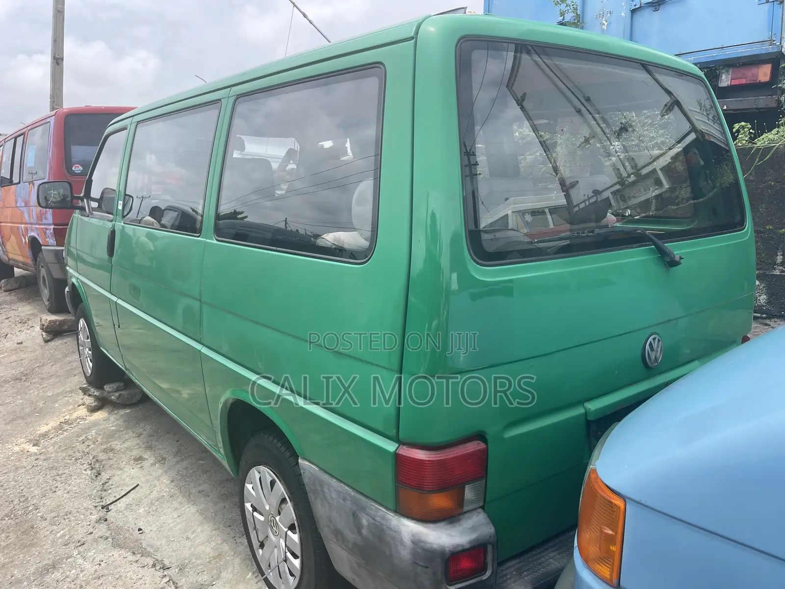 Volkswagen Transporter 2005 Green
