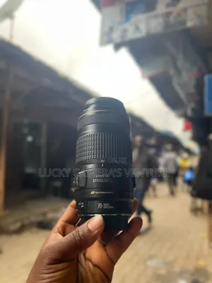 Canon 70 to 300mm Usm Lens