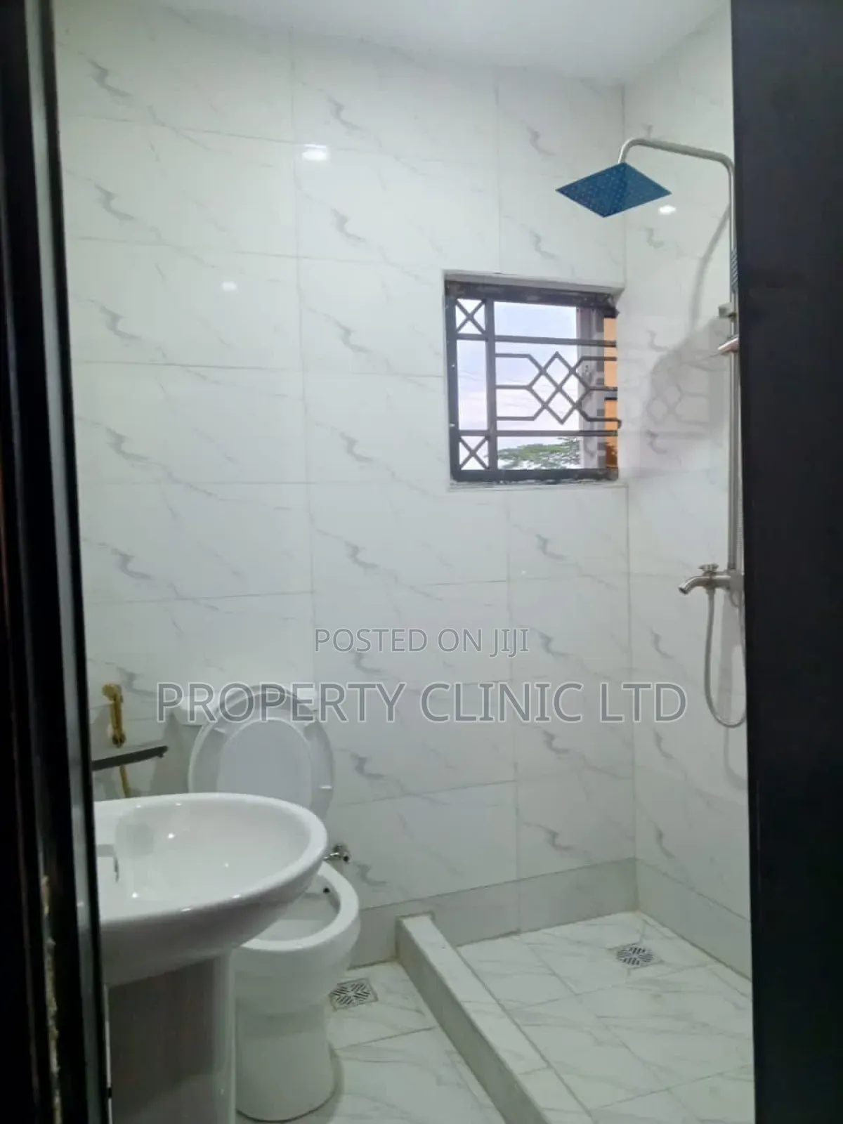 3bdrm Bungalow in Aseese Community, Obafemi-Owode for sale