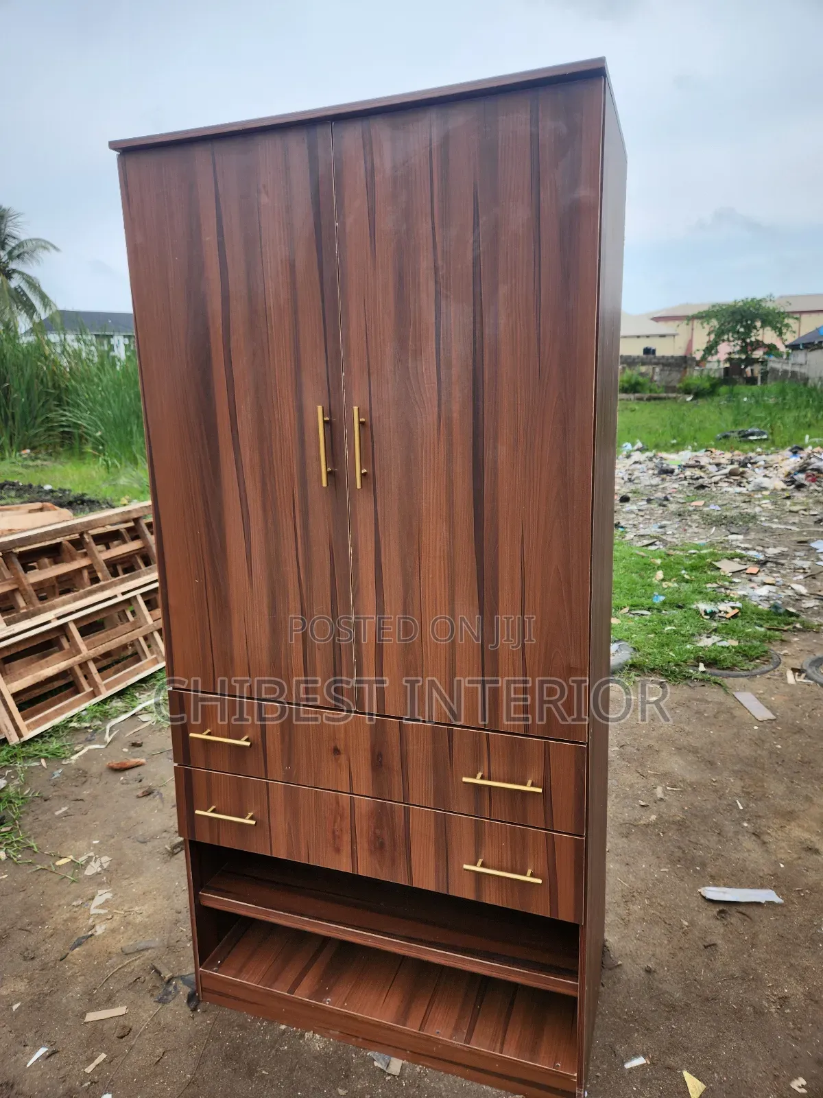 A Wardrobe 3by6ft Made With HDF Plywood