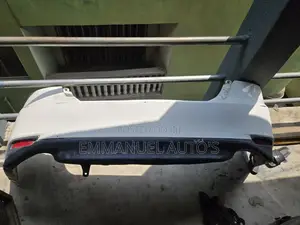 Camry 2018 Back Bumper Le