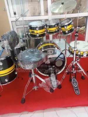 Photo - Standard 7 Piece Drumset