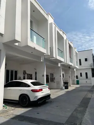Photo - 3bdrm Duplex in Lekki for rent