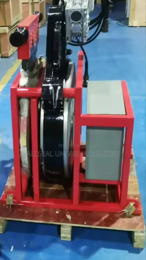 H.D.P.E. Butt Welding Machine 450mm X 800mm (Nous Parlons Français)