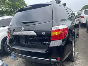 Toyota Highlander Sport 2010 Black