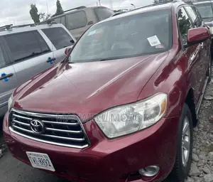 Toyota Highlander Sport 2010 Red