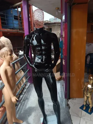 Black Fibre Male Mannequin With Basket Head