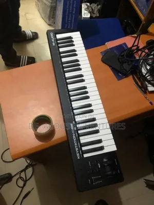 Black Four Octave Maudio Keystation Midi Keyboard