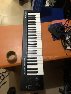 Black Four Octave Maudio Keystation Midi Keyboard