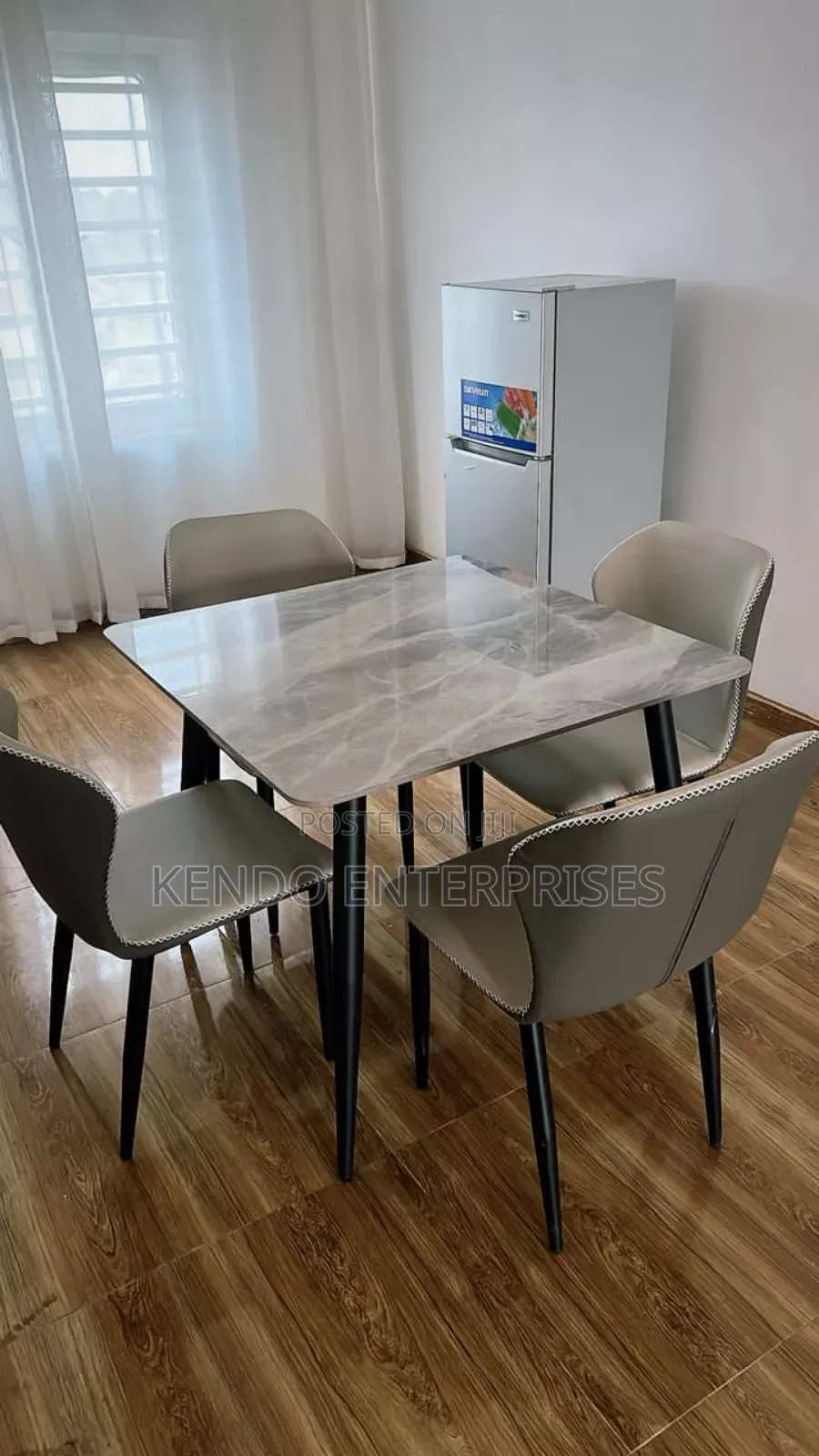 Dinning Square Table With 4 Chairs
