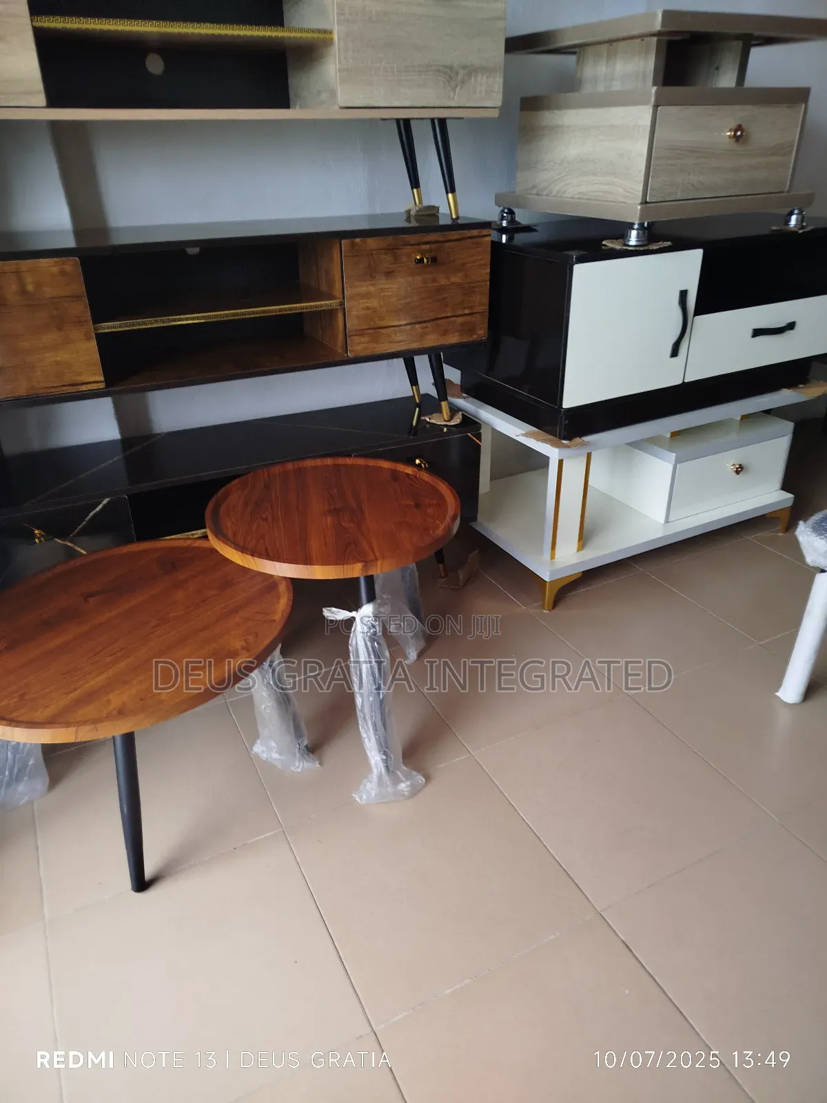 Centre Table And Side Stools