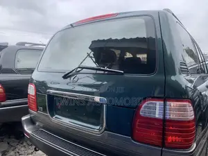 Lexus LX 470 AWD 2005 Green