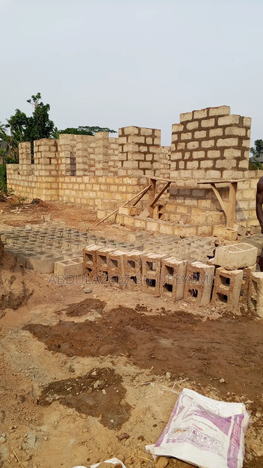 Building Contractor And Site Supervision