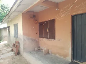 2bdrm Block of Flats in Olorunshogo, Ilorin South for sale