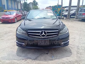 Mercedes-Benz C300 Luxury 4Matic Sedan AWD (3.5L 6cyl 7A) 2014 Black