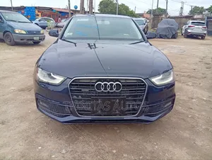 Audi A4 2.0T Premium quattro 4dr Sedan AWD (2.0L 4cyl Turbo 6M) 2014 Blue
