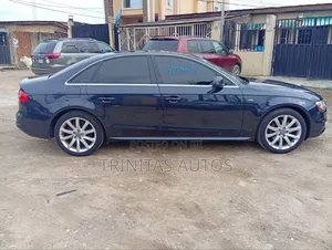 Audi A4 2.0T Premium quattro 4dr Sedan AWD (2.0L 4cyl Turbo 6M) 2014