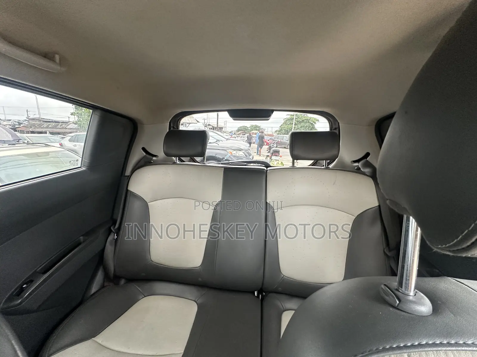 Chevrolet Spark Hatch LT 2011 Brown