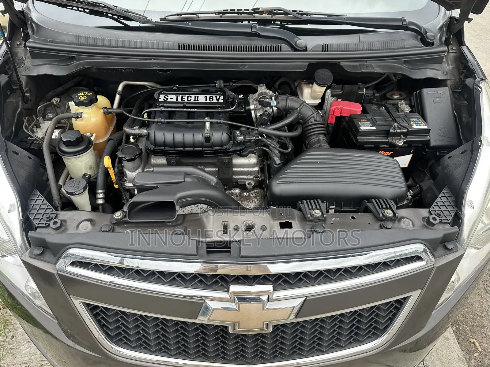 Chevrolet Spark Hatch LT 2011 Brown