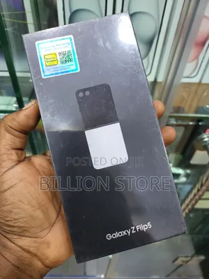 New Samsung Galaxy Z Flip5 256 GB
